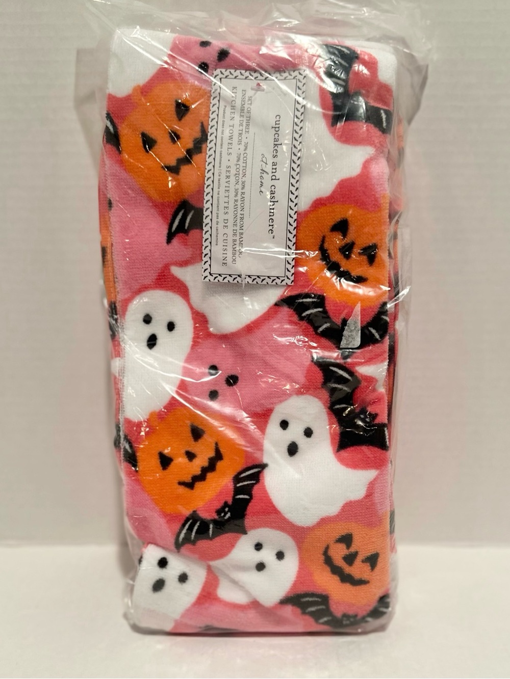 Cupcakes & Cashmere NWT 3Pk Pumpkins, Ghosts & Bats Kitchen Towels